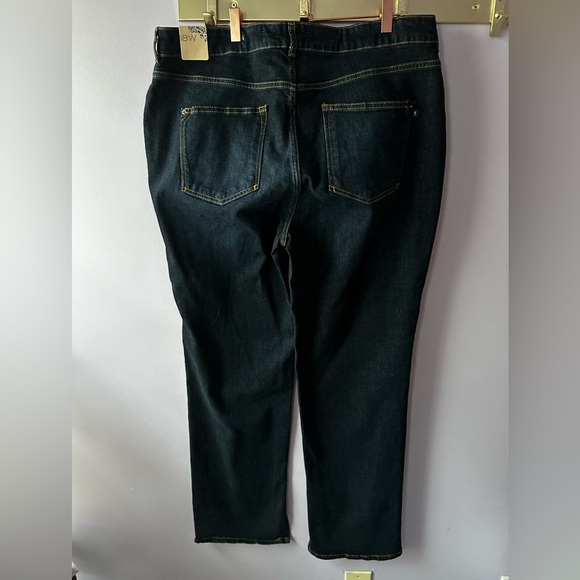 Pilcro Anthropologie 18W NWT Dark Wash Bootcut Jeans with Side Hem Slit - Picture 10 of 11
